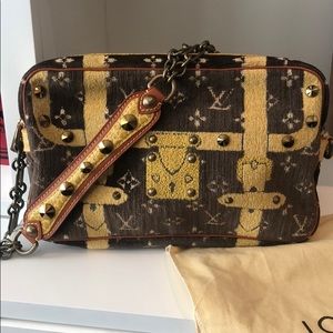 Lous Vuitton Limited Edition Trompe